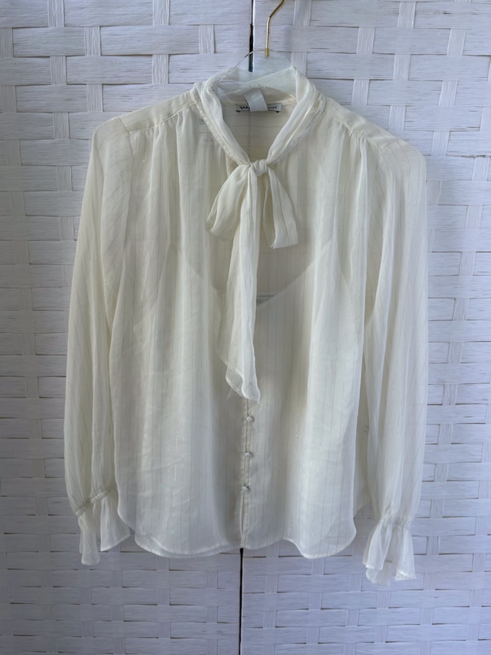 White House Black Market Size M Tie Neck Blouse career Office Church Party NWT - Picture 1 of 13